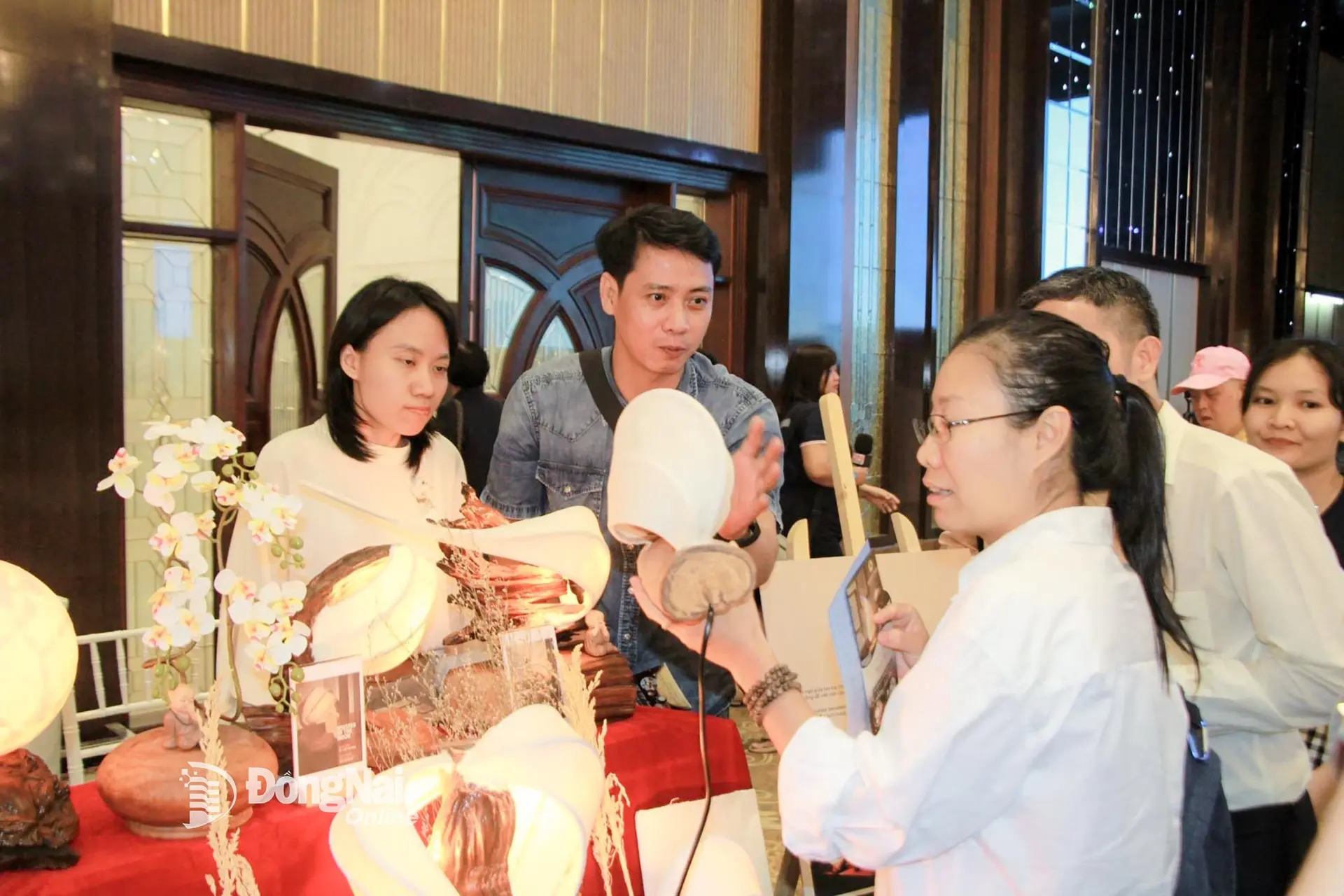 Triển lãm 18 mô hình sinh kế của phụ nữ khuyết tật